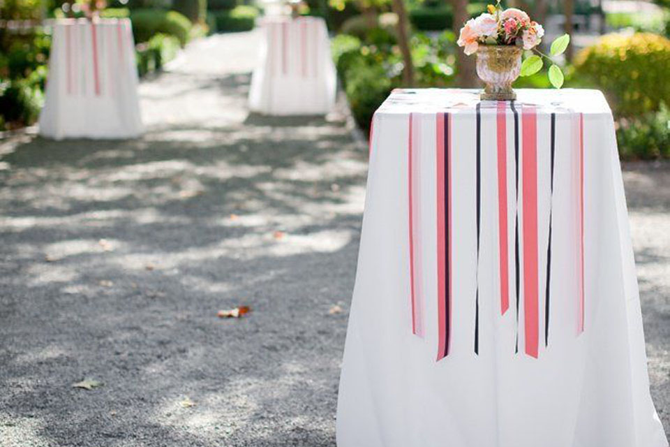 How to Keep Tablecloths from Sliding: A Practical Guide