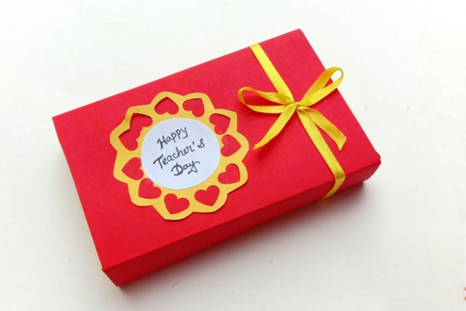 Teachers' Ribbon Gifts: Creative Ways to Show Appreciation