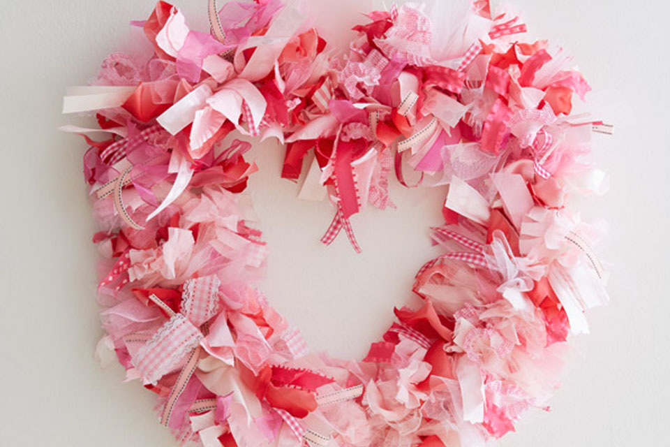 Crafting the Perfect Valentine’s Day Wreath: A Complete Guide